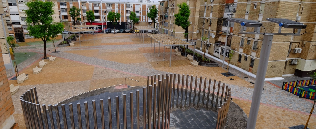 quadro. adoquin raw. plaza de la unidad. cordoba